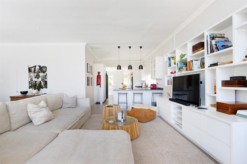 3 Bedroom Property for Sale in Claremont Upper Western Cape